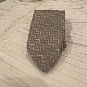 Valentino tie